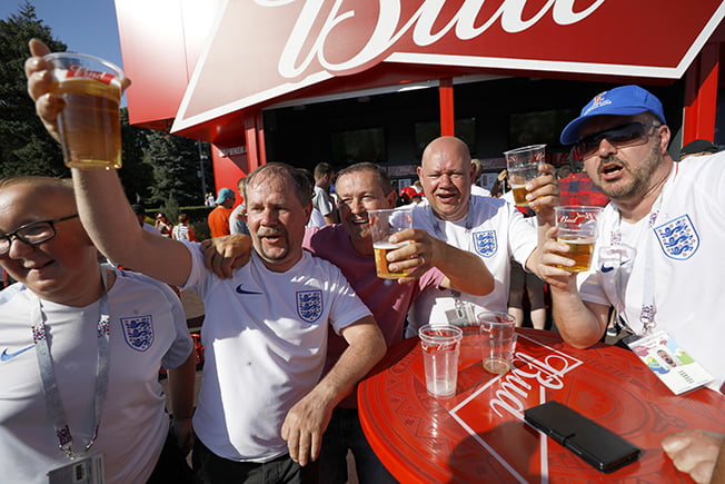 قطر تسمح ببيع المشروبات الكحولية في مباريات كأس العالم