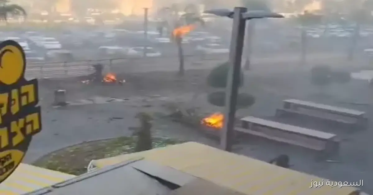 بالفيديو: لحظة استهداف إيلات بطائرة مسيرة حوثية وإصابة 22 إسرائيلياً