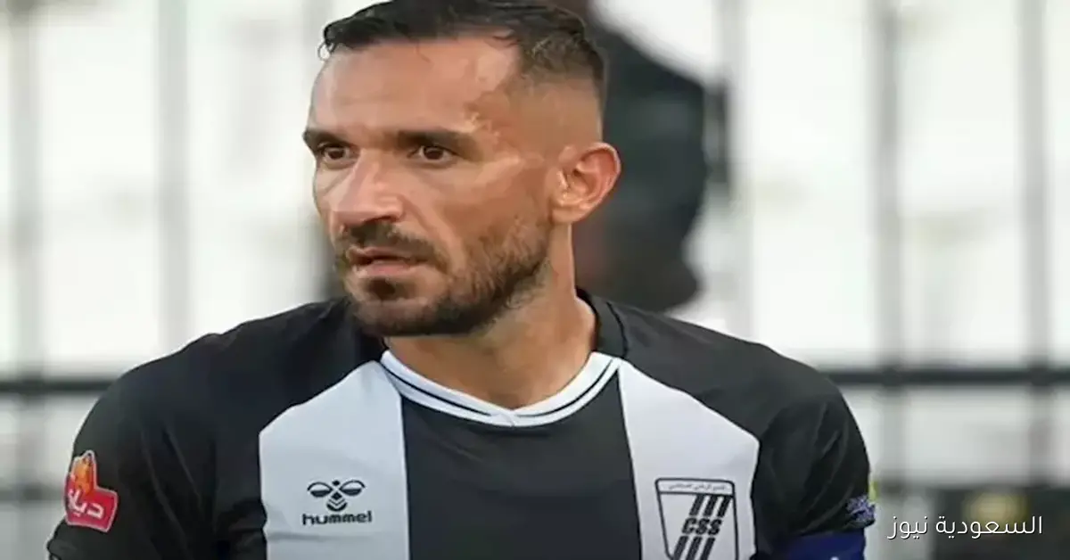 علي معلول يلفت الأنظار في مباراة الصفاقسي والملعب التونسي