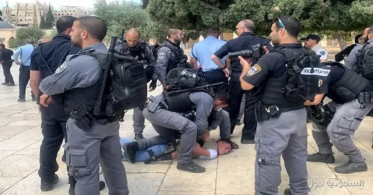 قوات الاحتلال تعتقل فلسطينيين في القدس الشرقية بتهمة دعم حركة حماس