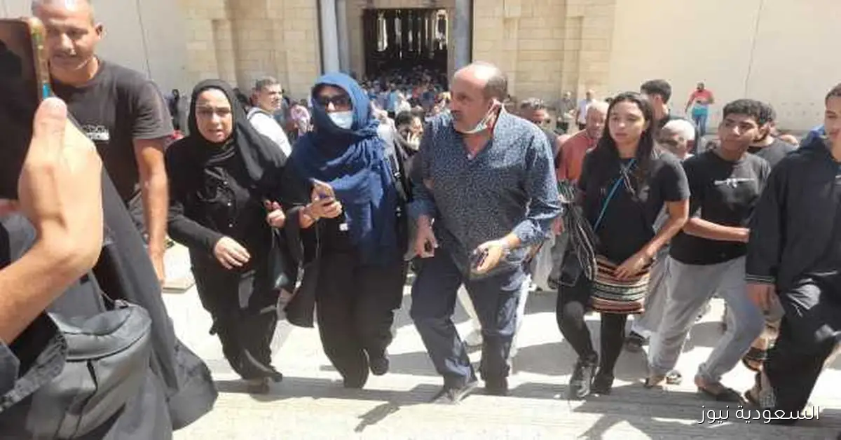 لحظات مؤثرة في جنازة شقيقة أحمد صيام وسط غياب الفنانين