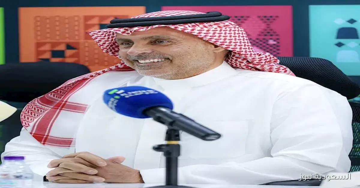 مدرب الزمالك الأسبق يحتفل باليوم الوطني السعودي بالجلابية