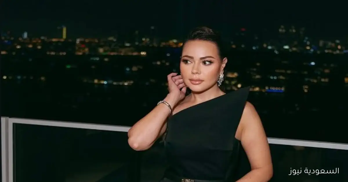 أحدث إطلالة للإعلامية أسما إبراهيم بفستان أسود أنيق