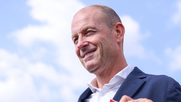 أحمد شوبير يروي تفاصيل جلسة توروب مع لاعبي الأهلي بعد التمرين الجماعي