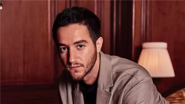 أحمد مالك يكشف كيف قربه فيلم كولونيا من والده وعلمه التسامح مع أهله