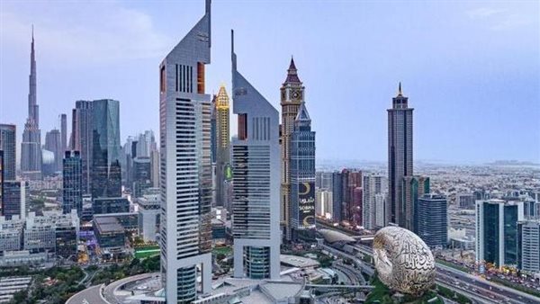 أرصاد الإمارات تتوقع سحب ركامية ممطرة شرقًا ورطوبة مرتفعة خلال الليل