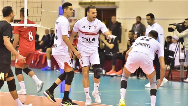 أزمات مالية تعصف بطائرة الزمالك وموعد جديد لسداد المديونيات