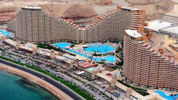 أسعار مواصلات العين السخنة من رمسيس ومواعيد السفر وأفضل الوسائل المتاحة