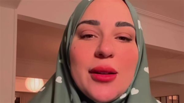 أسما شريف منير ترد على الساخرين من نطقها لكلمة “قرآن”