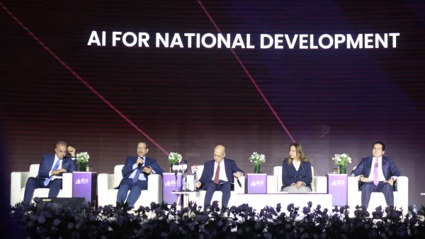 أشرف العربي يؤكد أن الذكاء الاصطناعي أصبح محور اهتمام المؤسسات الدولية