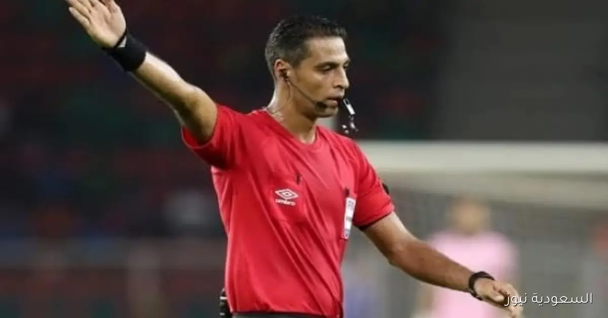 أمين عمر يدير مباراة الأهلي وكهرباء الإسماعيلية في الدوري