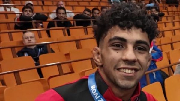 إنجاز مصري مميز: أدهم أيمن يحصل على برونزية بطولة العالم للمصارعة في صربيا