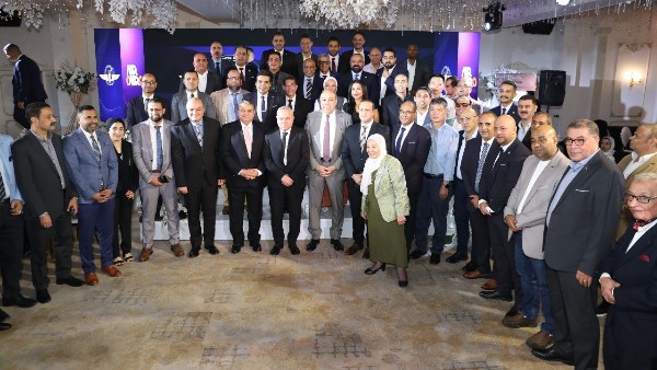 احتفال ضباط المراقبة الجوية بيومهم العالمي بحضور وزير الطيران