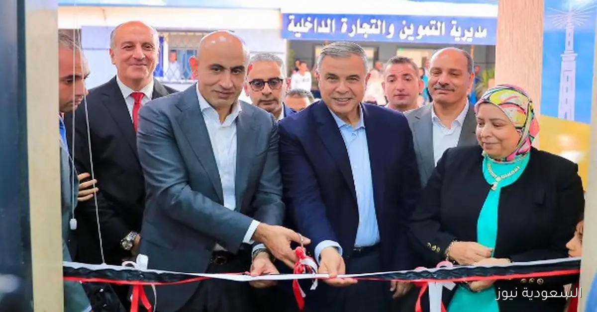 افتتاح وزير التعليم لإدارة المنتزه أول التعليمية و9 مدارس جديدة في المحافظة