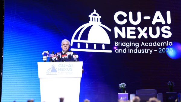 التعليم العالي ودور الجامعات في تعزيز الذكاء الاصطناعي والتعاون مع الصناعة