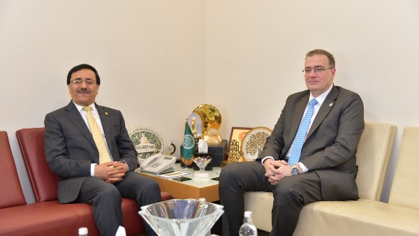 التنظيم والإدارة والمنظمة العربية للتنمية الإدارية يسعيان لتعزيز التعاون المشترك