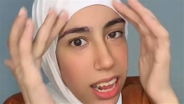 الحكم على البلوجر علياء قمرون بتهم غسل الأموال وخدش الحياء العام