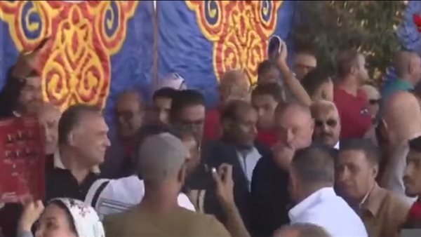 الخطيب يصل مقر الأهلي للمشاركة في الانتخابات وسط حشد كبير من الأعضاء