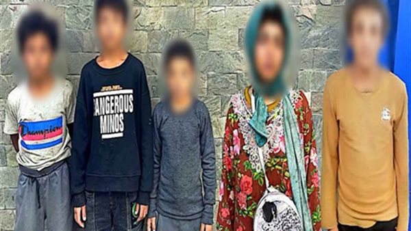 الداخلية تلقي القبض على 26 متهمًا لاستغلال الأطفال في التسول وبيع السلع بالقليوبية