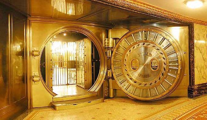 «السوق مولع».. الذهب يسجل ارتفاعًا ملحوظًا في سعره اليوم الخميس 16 أكتوبر 2025