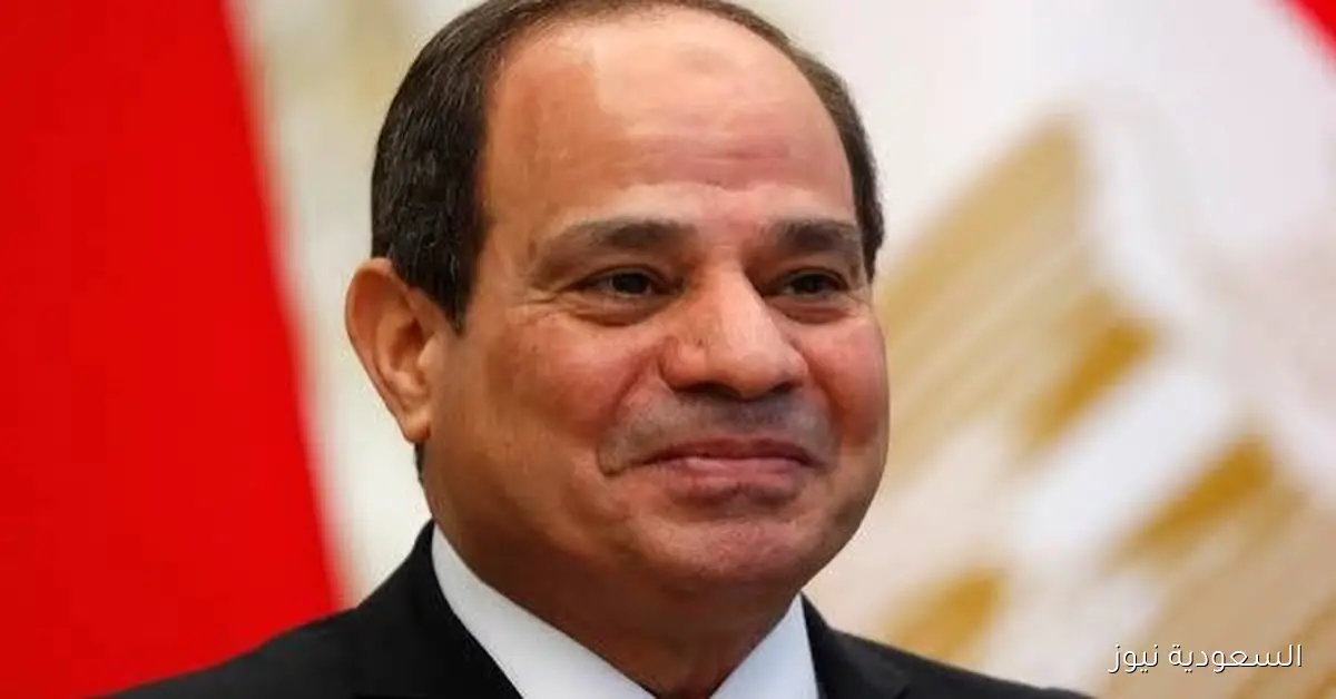 الرئيس السيسي يجتمع مع المجلس الأعلى للقوات المسلحة بمناسبة 6 أكتوبر