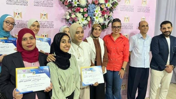 الشباب والرياضة تكمل تدريب 100 متقدم في برنامج سوي