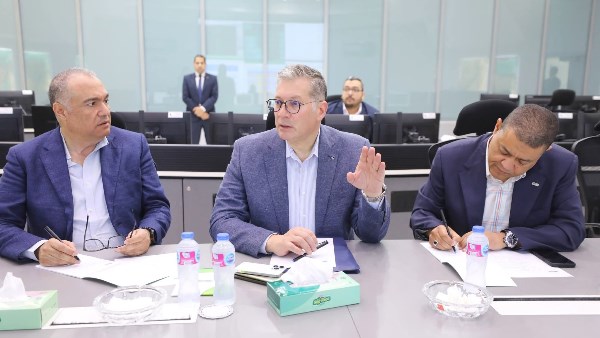 الصحراء الغربية تحقق إنتاج 3550 برميل زيت و23 مليون قدم مكعب غاز يومياً