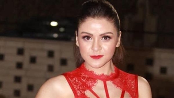 الفنانة نيجار محمد تتهم مدير شركة توريدات بالنصب عليها بمبلغ 80 ألف جنيه في الشيخ زايد