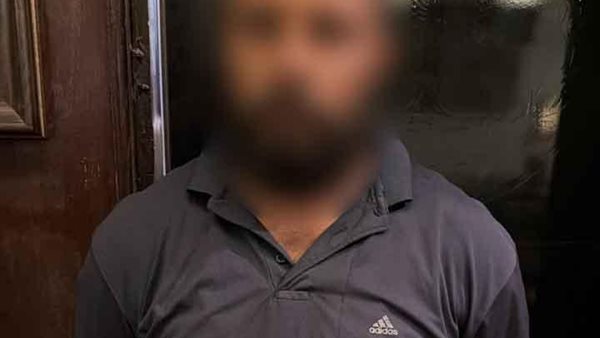 القبض على سائق ميكروباص في القليوبية بتهمة الاعتداء على شخص بسبب رفضه دفع زيادة بالأجرة