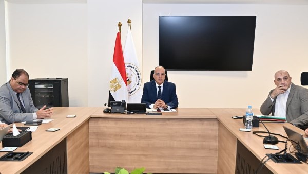 المشروع القومي لضبط النيل يعيد للنهر قدرته الاستيعابية ويواجه مخاطر الفيضان وفقًا لـ«سويلم»