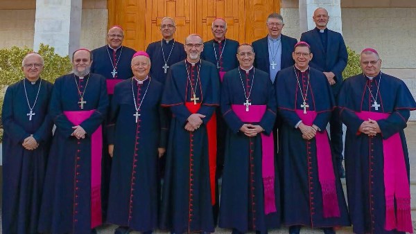 المطران كلاوديو لوراتي في الاجتماع السنوي لمطارنة الكنيسة اللاتينية بالعالم العربي