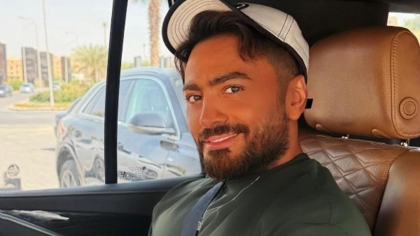 تامر حسني يخضع لعملية جراحية بسبب التمارين الرياضية