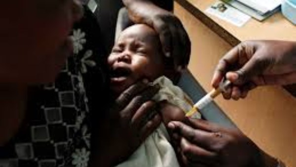 تحذير دولي: خفض تمويل مكافحة الملاريا يهدد حياة الملايين ويكبد الاقتصاد خسائر بمليارات الدولارات