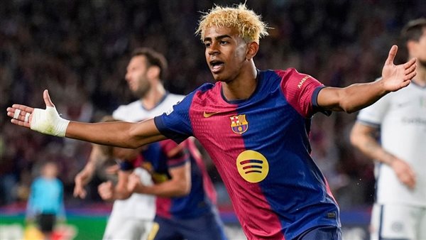 تشكيل برشلونة الرسمي لمواجهة ريال مدريد في الكلاسيكو: راشفورد ويامال في الهجوم