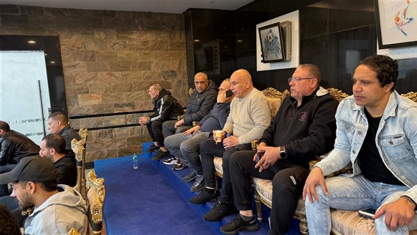 جهاز منتخب مصر يتابع نجوم رباعي السوبر الإماراتي