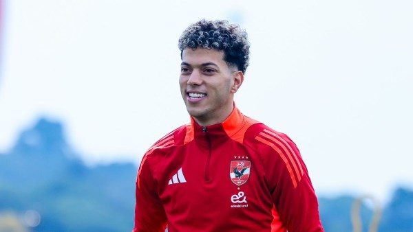 خالد الغندور يطلب من طبيب إمام عاشور الاطمئنان على حالته ويدعو له بالشفاء