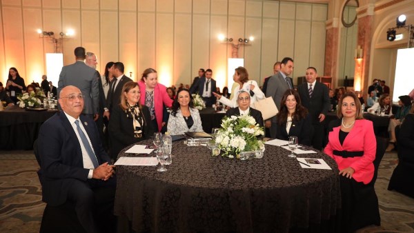 دعم المرأة المصرية في مجالات العمل والإنتاج بقيمة 18 مليار جنيه