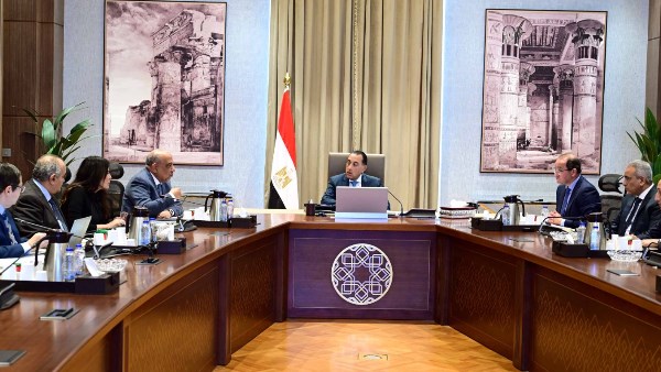 رئيس الوزراء يطلع على تقدم المشروع المالي والتنفيذي لمحطة الضبعة النووية