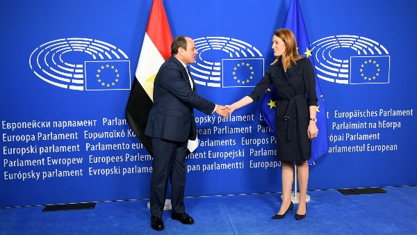 رئيسة البرلمان الأوروبي تشيد بجهود الرئيس السيسي في إنهاء حرب غزة وتؤكد دعمها للشراكة وتوفير فرص عمل للمصريين