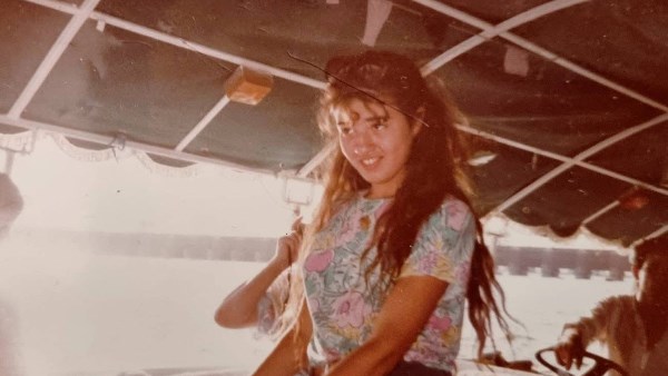 رانيا فريد شوقي تستعيد ذكريات الطفولة ولحظات الألفة في القناطر: أيام الدفء والحب الحقيقي