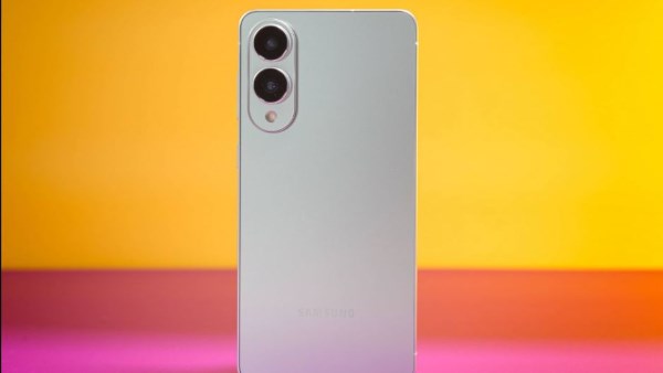 سامسونج تصدم الجميع بقرارها.. ما الجديد حول Galaxy S26 Edge؟