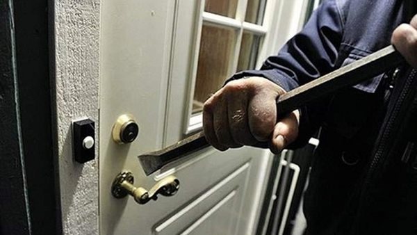 سرقة فيلا ملحق دبلوماسي للسفارة الألمانية بأكتوبر تشمل ساعات ماركات عالمية وهواتف آيفون