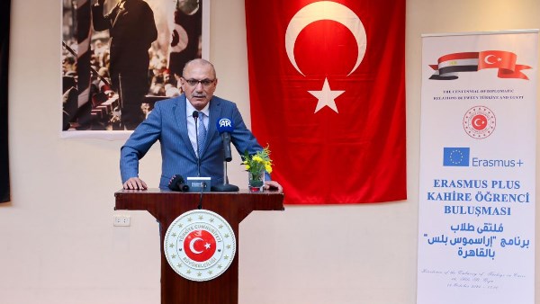 سفير أنقرة في القاهرة: أكثر من 10 آلاف طالب مصري يدرسون في تركيا