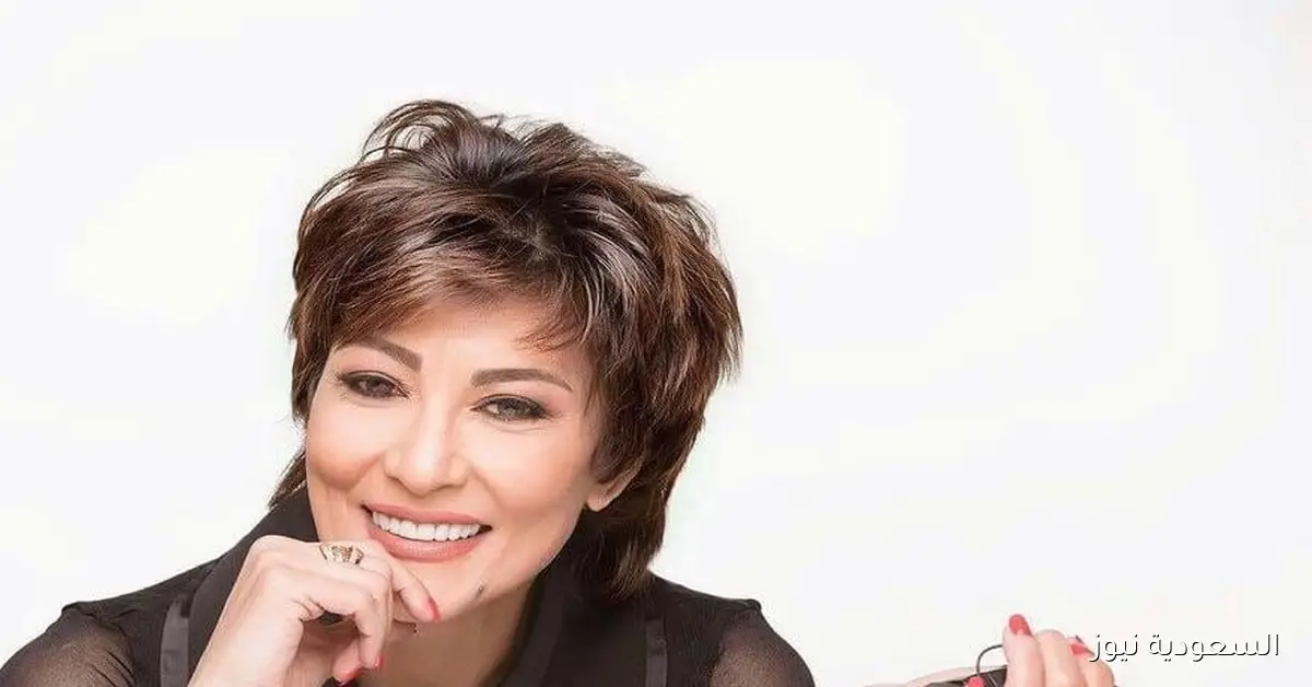 سماح أنور ترد على شائعات ارتباطها بسمير صبري كأب وأخ