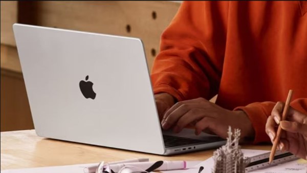 شريحة M5 تُحدث ثورة في عالم التكنولوجيا.. 5 أسرار تكشف عن ماك بوك برو الجديد من آبل