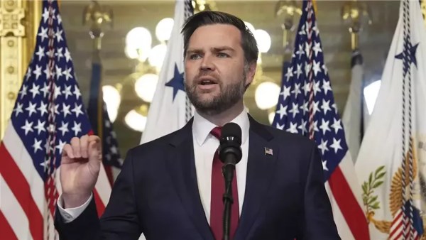 فانس: اتفاق وقف إطلاق النار في غزة خطوة نحو تحقيق السلام في المنطقة