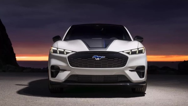 فورد تطلق النسخة الجديدة من Mustang Mach-E بقوة 480 حصان