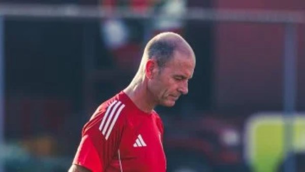 كوارث دفاعية وسحب القوة الضاربة في لقاء الأهلي والاتحاد: خطايا توروب