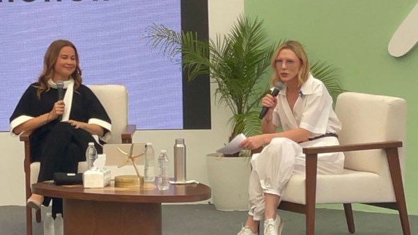 كيت بلانشيت تروي تفاصيل تجربتها في فيلم كابوريا مع أحمد زكي