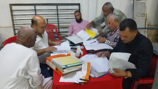 لجان الرقابة تستعرض السجلات المالية والإدارية لأندية ومراكز الشباب في أسوان